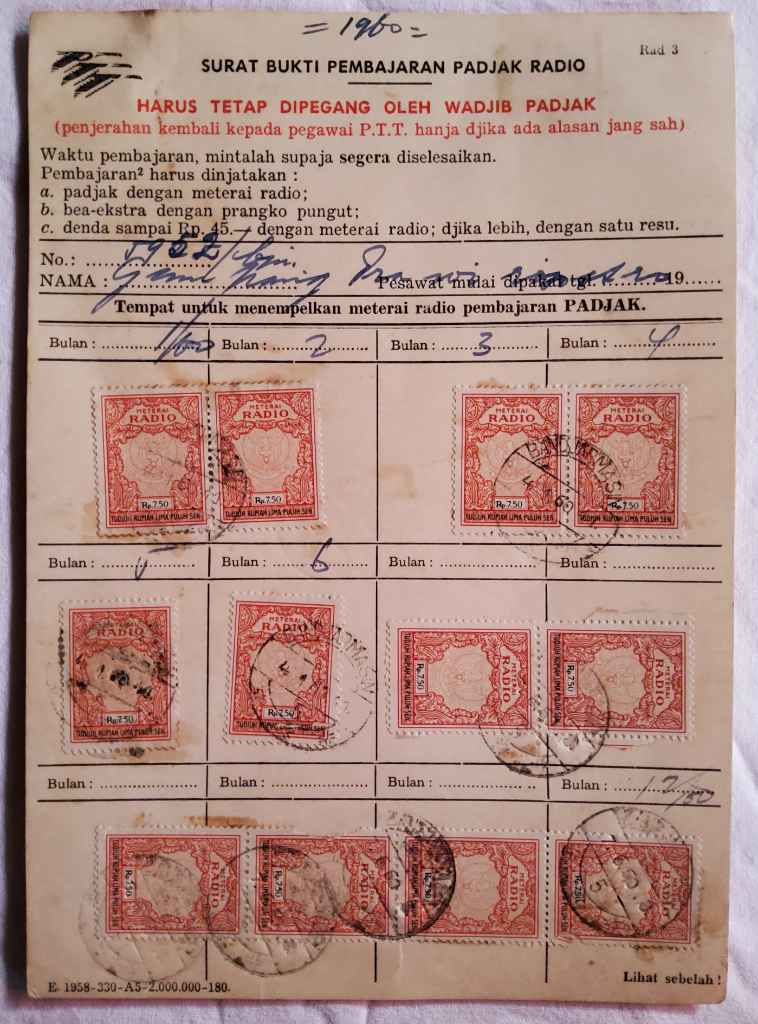SURAT BUKTI PEMBAYARAN PADJAK RADIO NO. 5952/bgr ; Bogor tahun 1960; bukti pembayaran 12 buah materai Pajak Radio Rp. 7.5 (Tudjuh Rupiah Lima Puluh Sen)
