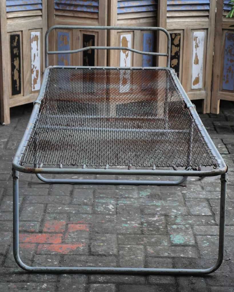 Ranjang Lipat Per Pegas