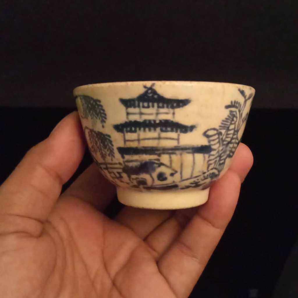 Cucing Porcelain Mastrich Antik