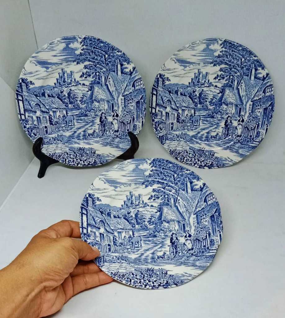 Piring Porcelain Vintage Eropa