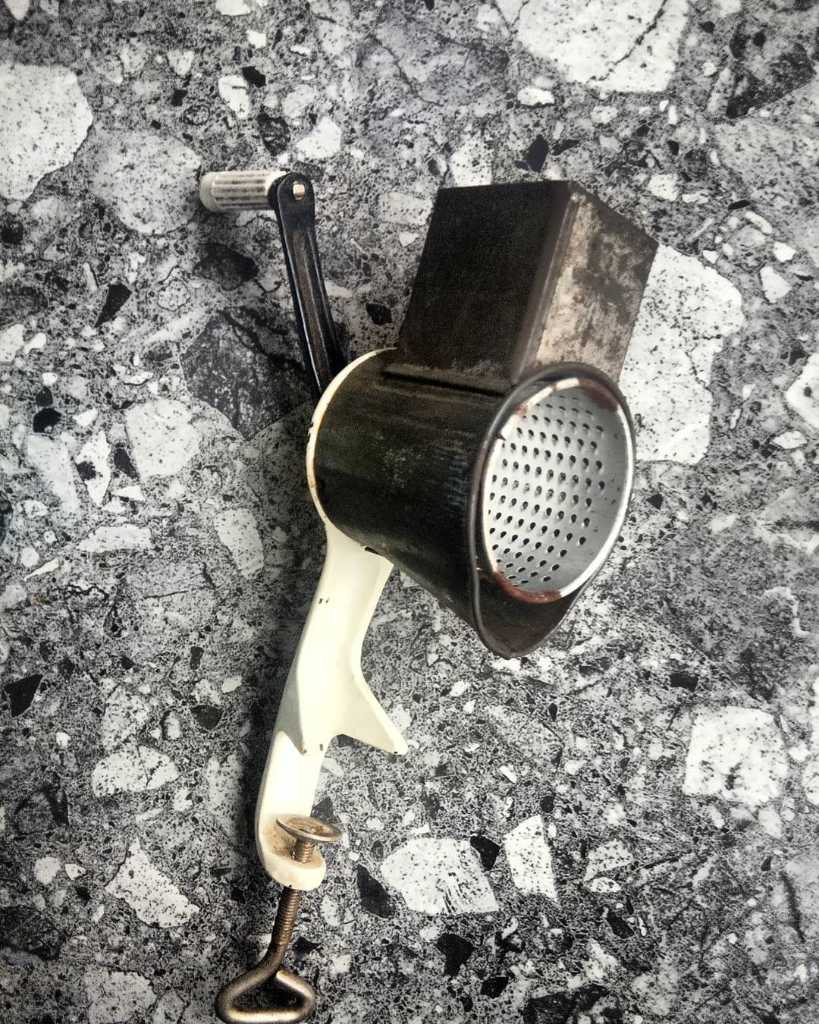 Gilingan keju /parutan keju "SWM" - ?? vintange.