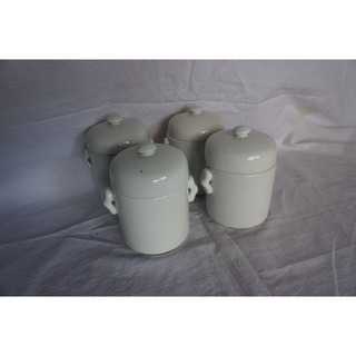 Pasang Tempat Obat Rempah Putih Polos (4 pcs)