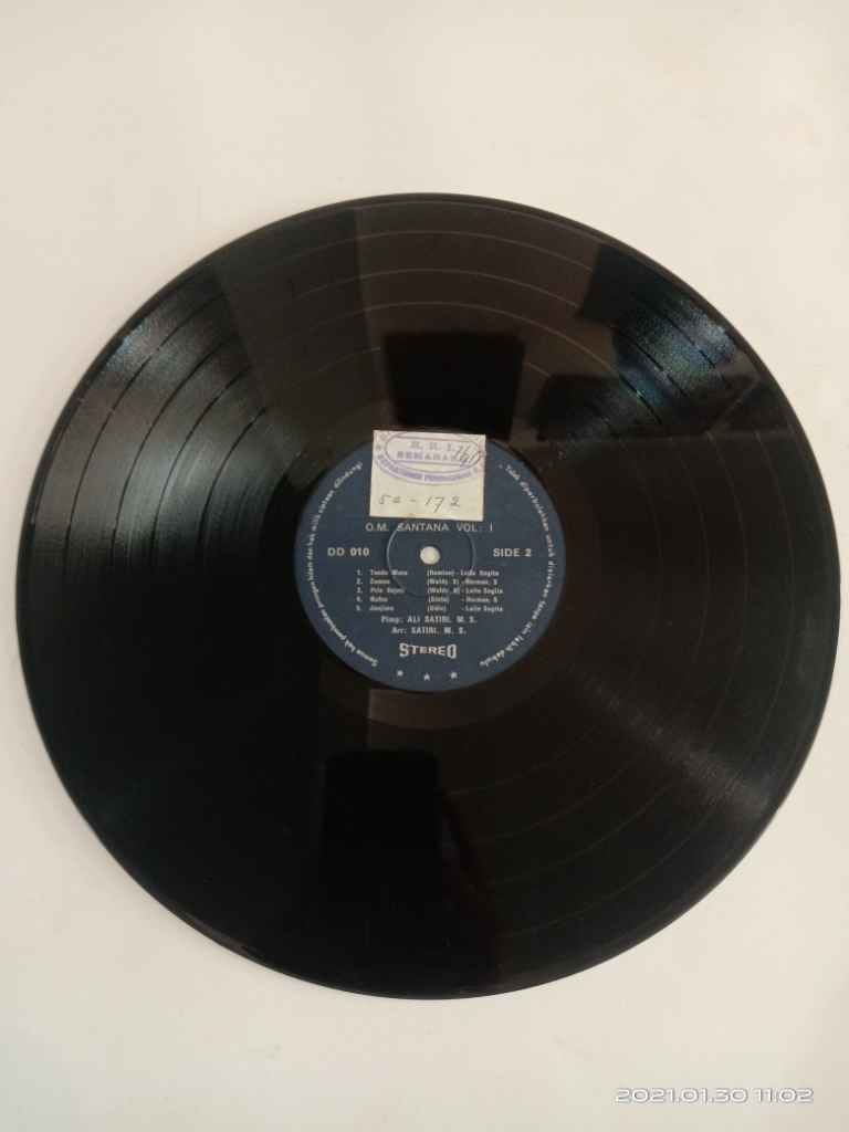 Piringan Hitam O.M Santana Vol : 1
