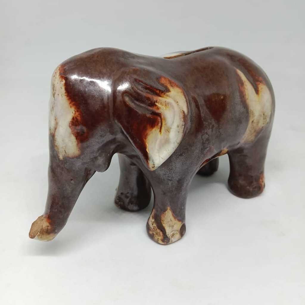 Patung Porcelain Antik