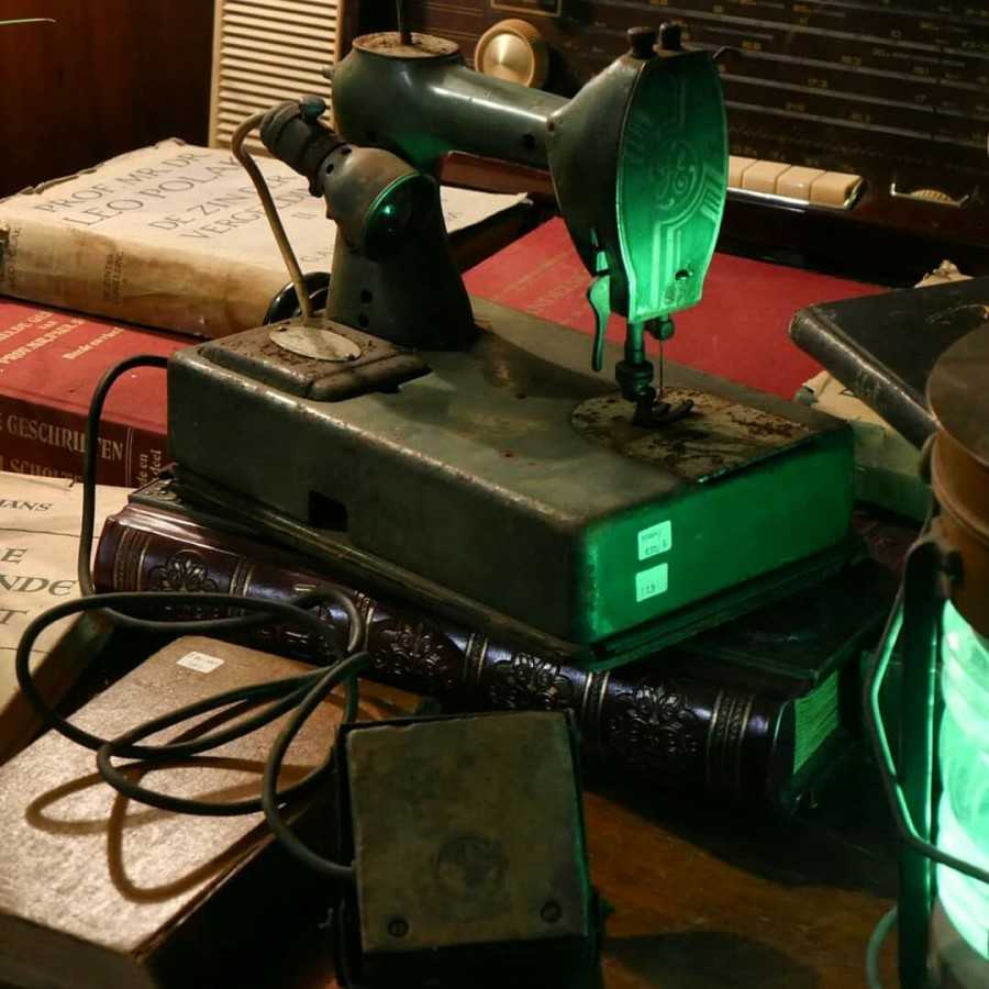 Mesin Jahit Langka Antik General Electronic