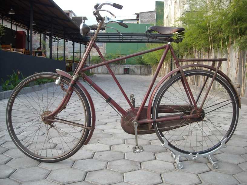 GAZELLE KRUISFIETS - Nomer Rangka 1095764 Thn. 1954 (569 –SEPEDA ANTIK)