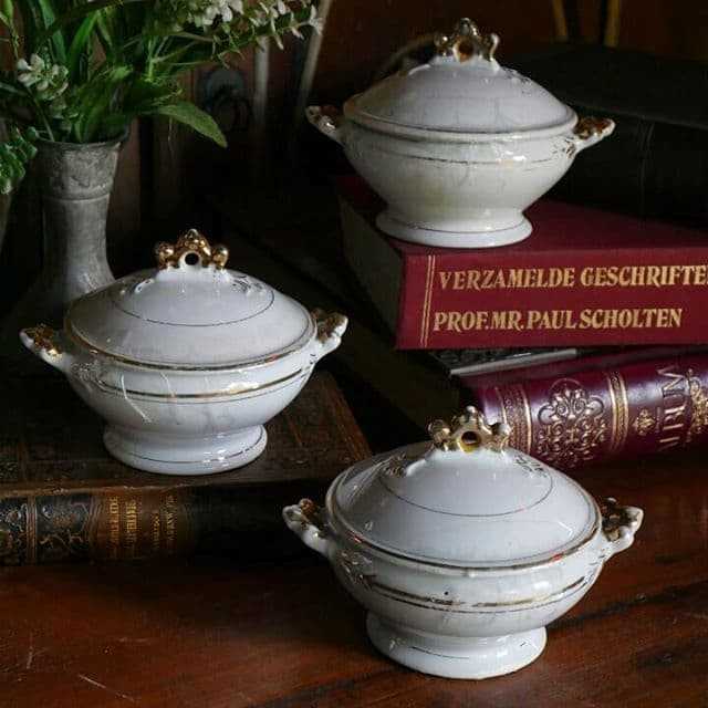 Mangkok Porcelain Antik