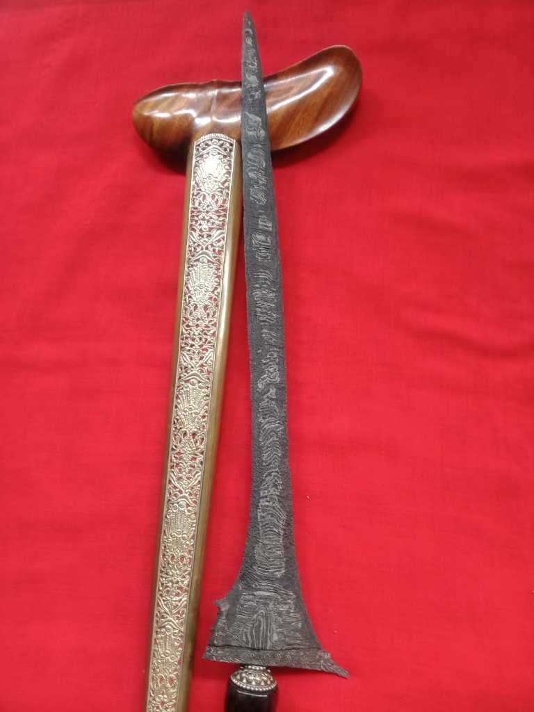 Keris Dapur Mundarang Pamor Miring (Toyo Mambeg)