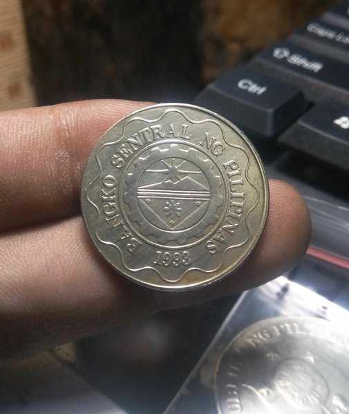 A 1781 Koin Kuno 5 Piso Philipina Tahun 1993 Kondisi Sesuai Gambar