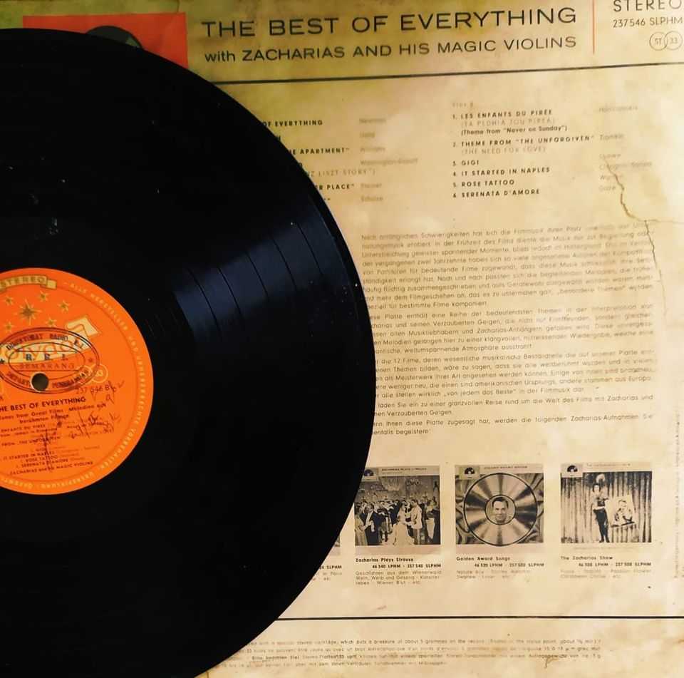 Piringan Hitam The Best Of Everything