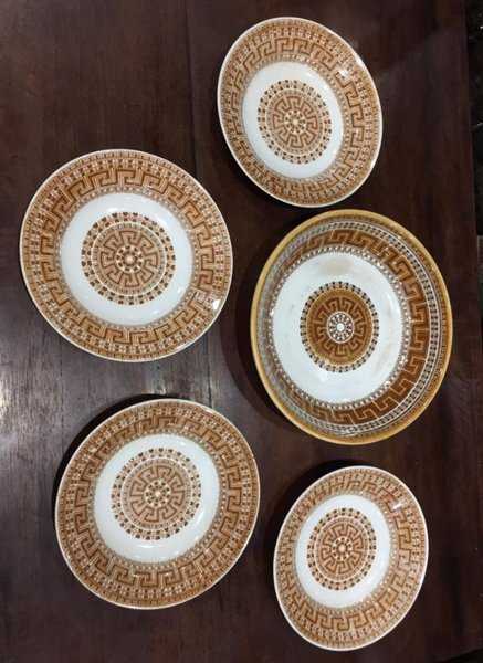 Piring Porcelain Vintage