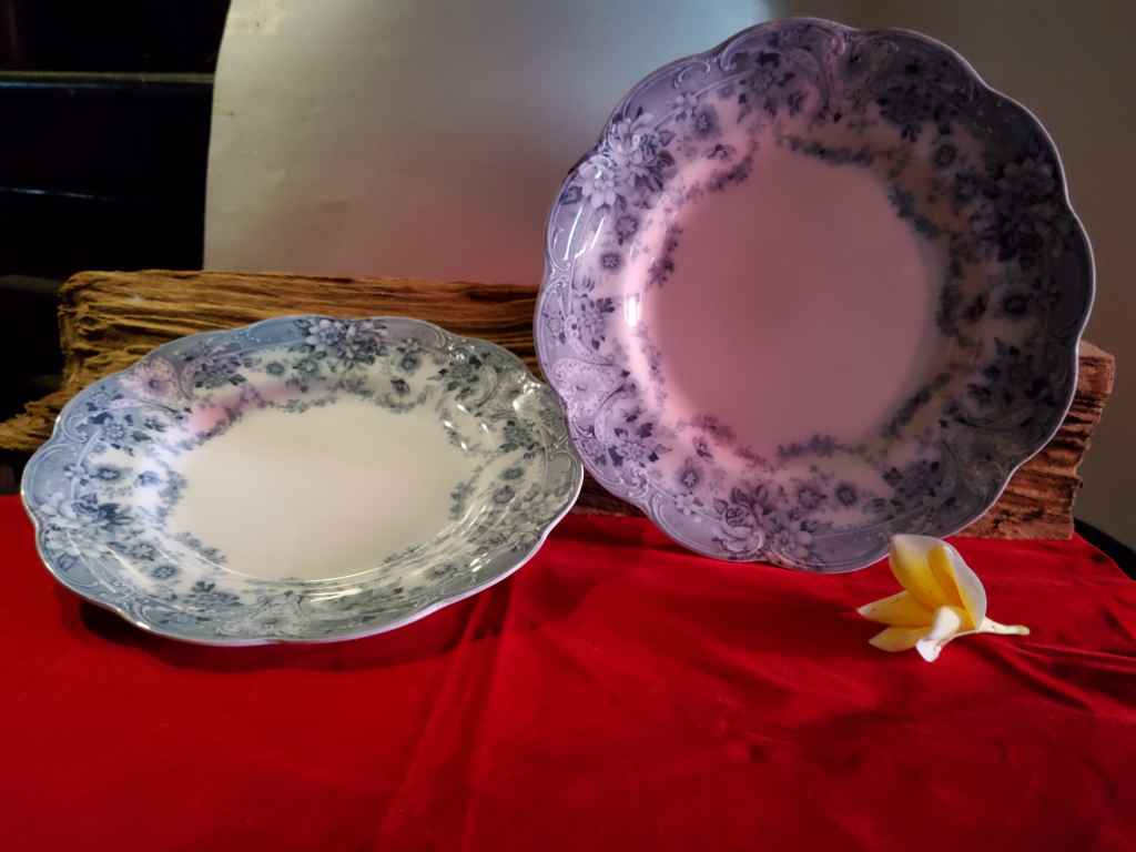 Piring Keramik Vintage Eropa