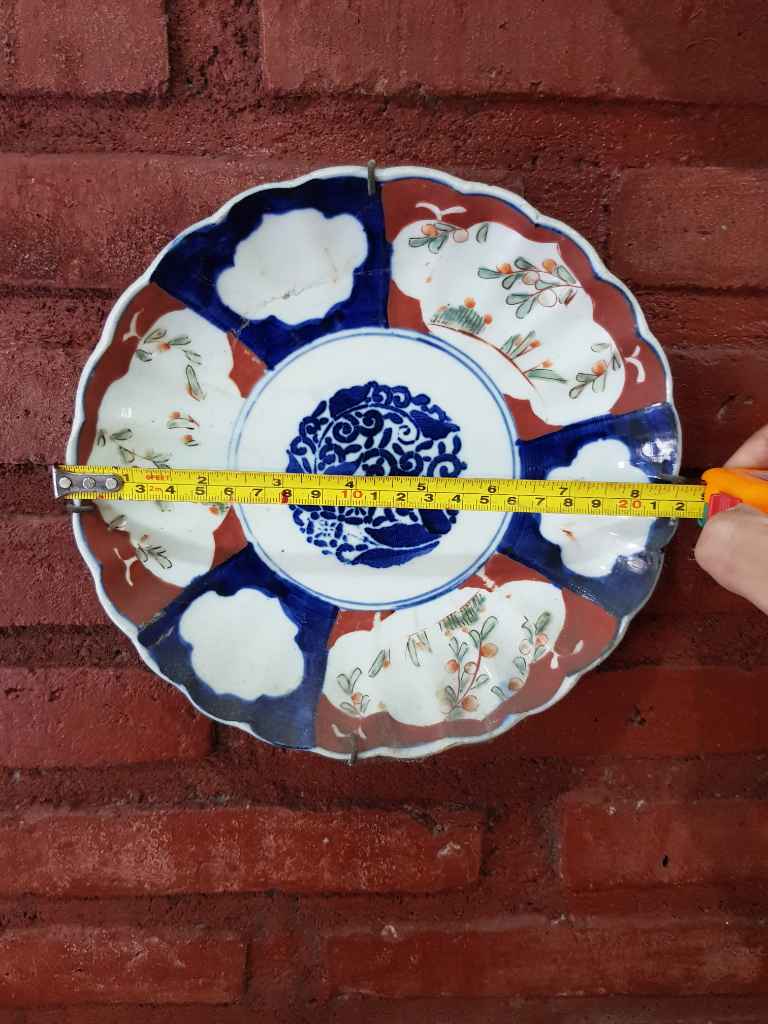 Piring Keramik Antik