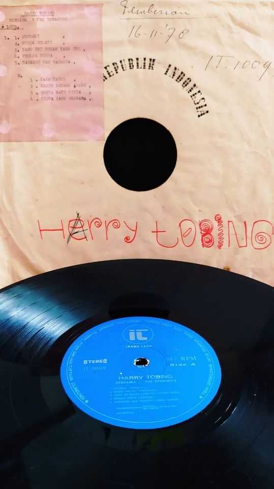 Piringan Hitam Harry Tobing -The Dyanamics