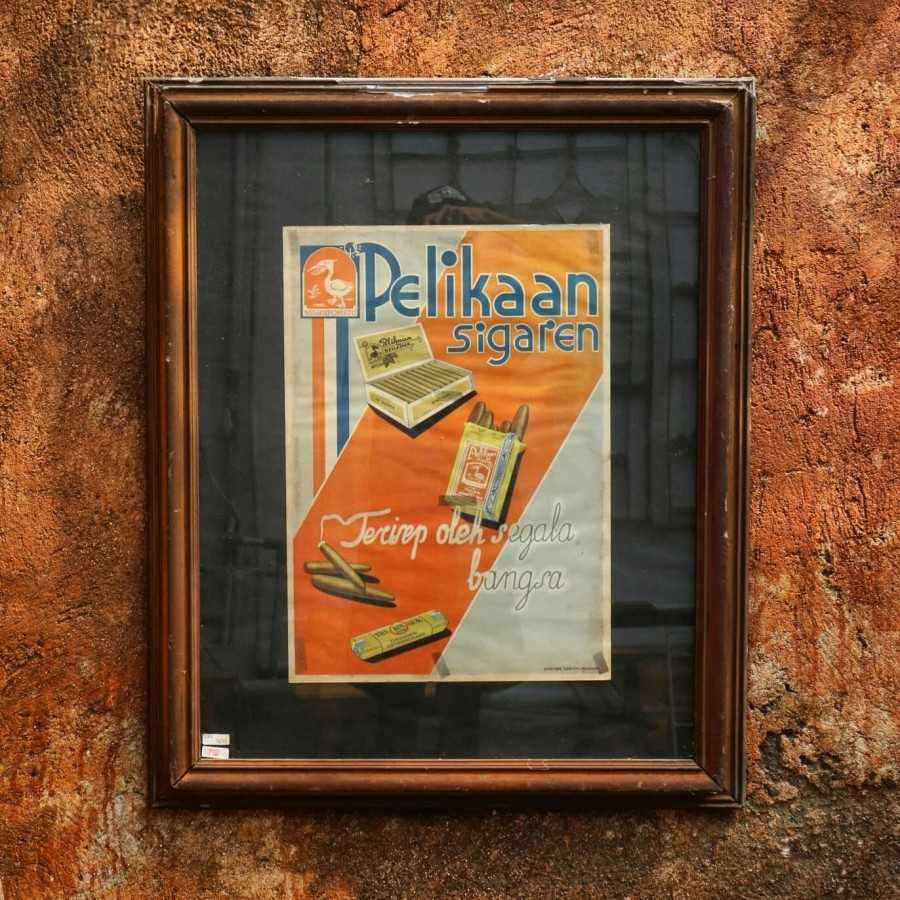 Hiasan Dinding Iklan Rokok Pelikan Jadul Original