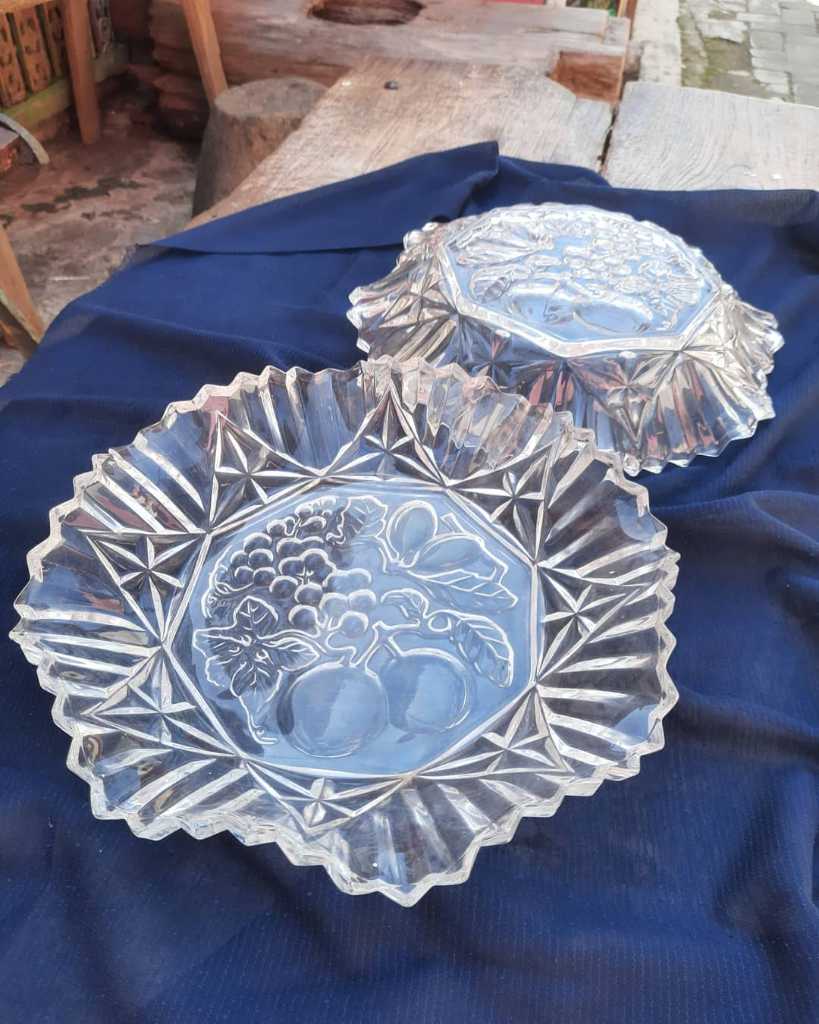 Tempat Buah Kaca Eropa Vintage