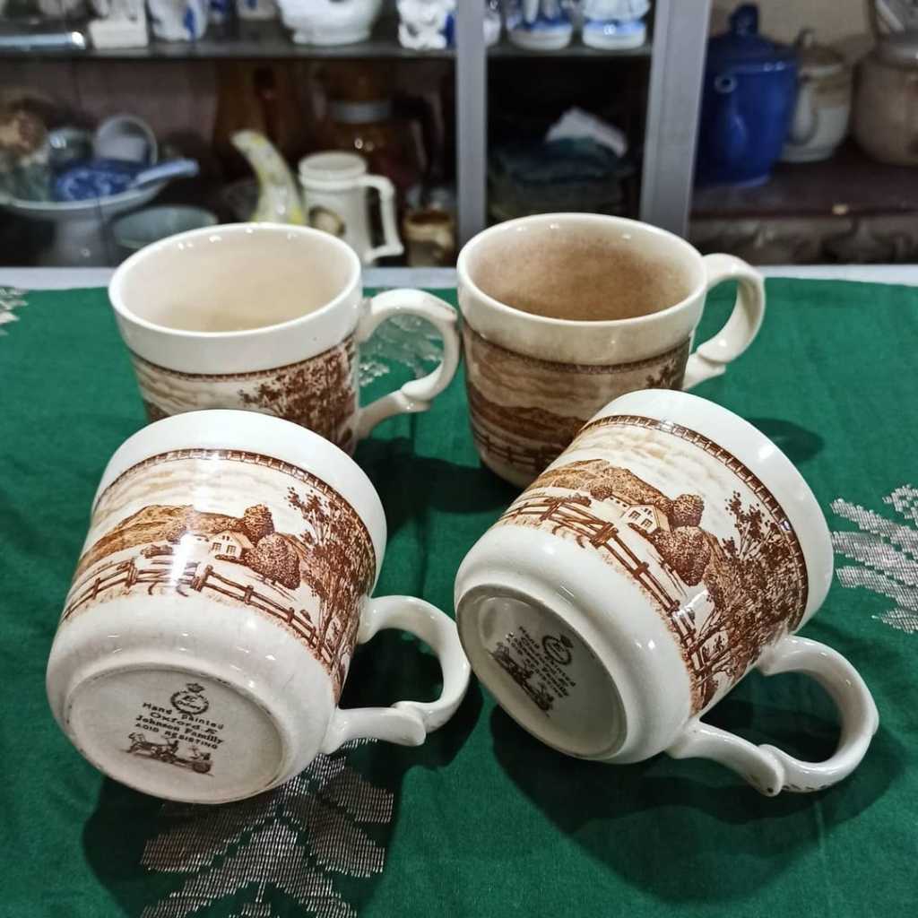 Cangkir Keramik Eropa Vintage