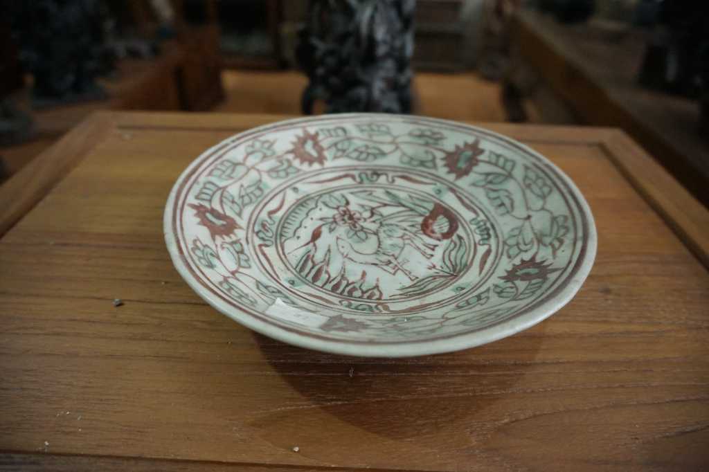 Piring Keramik Antik China