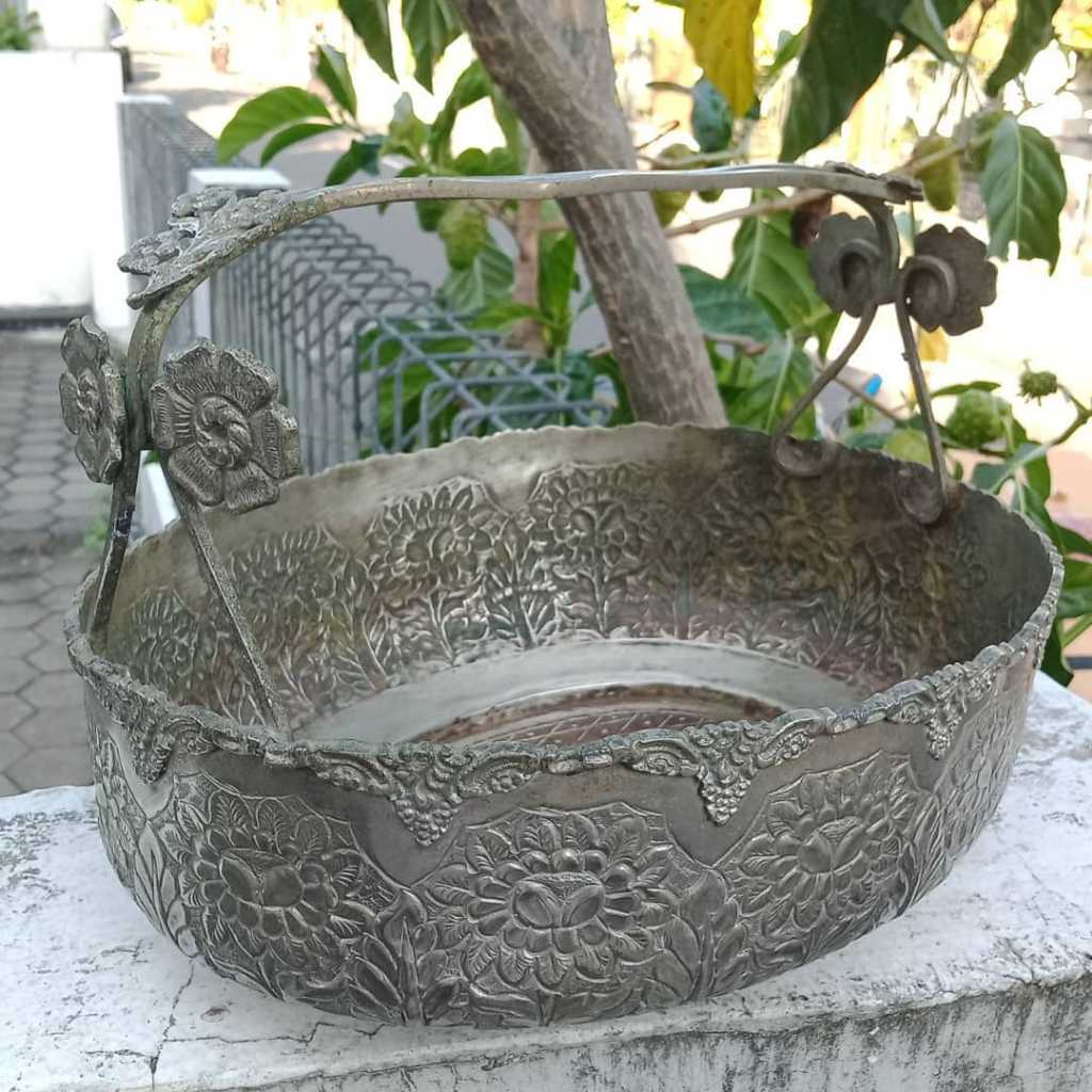 Kranjang Buah eropa.P.31cm x L.24cm x T.21cm