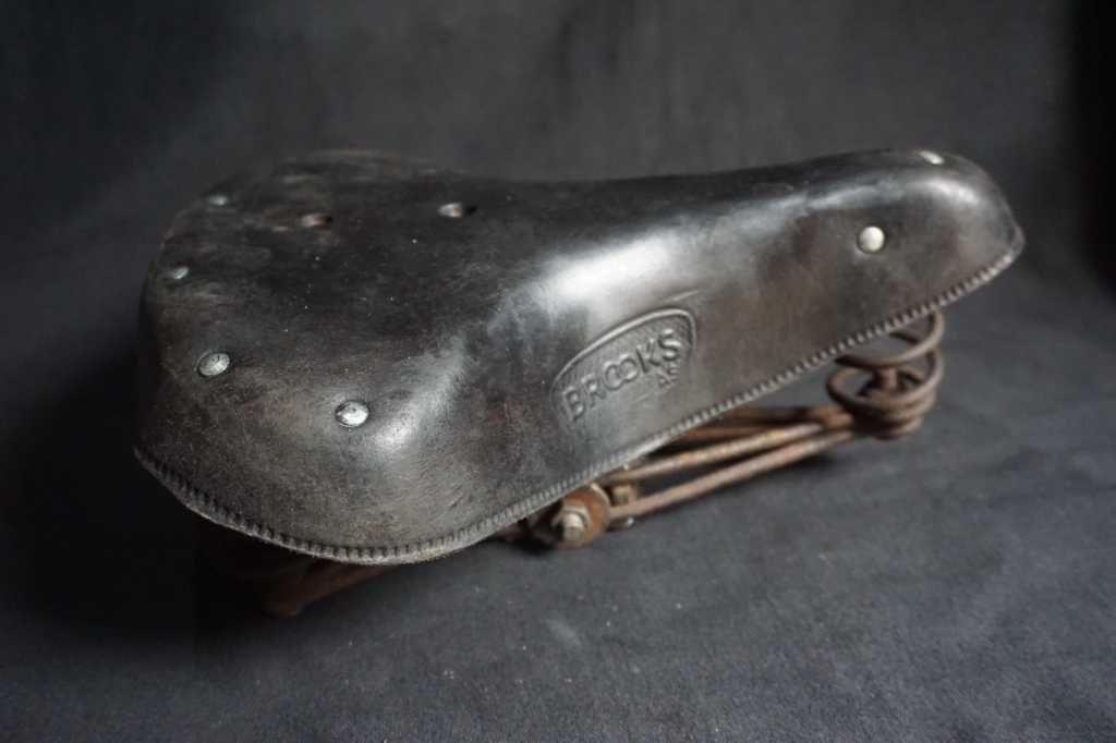 sadel sepeda perempuan