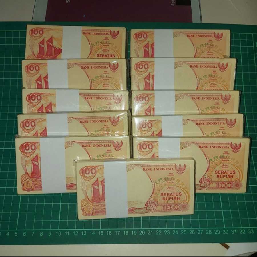 termurah uang mahar gepokan 100 pinisi 1992