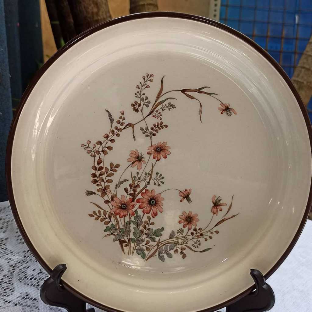 Piring Keramik Vintage