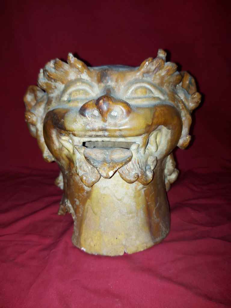 Patung Keramik Antik