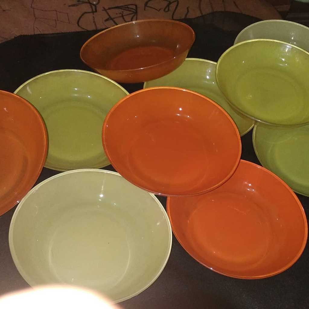 Piring Keramik Vintage