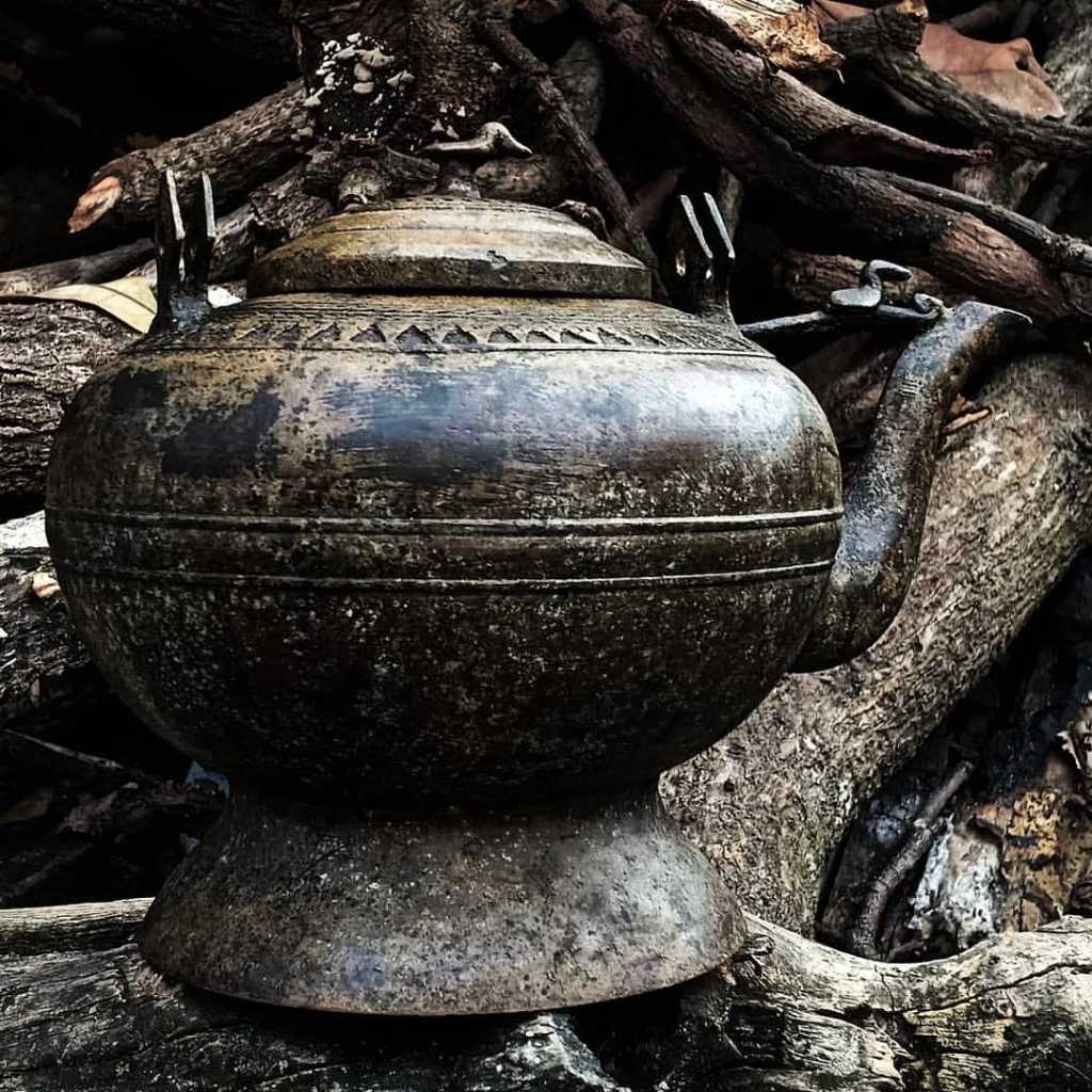 Teko Perunggu Vintage