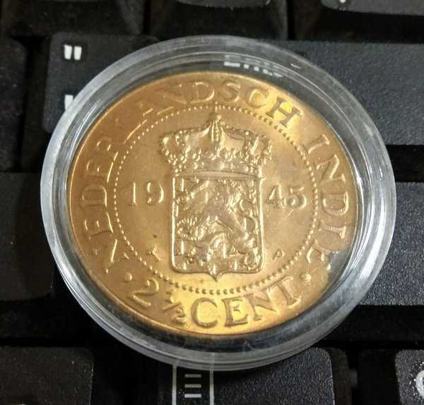 X 276 Netherlands Indies Benggol 2 setengah Cent Tahun 1945 Kondisi Sesuai gambar Berikut kapsul