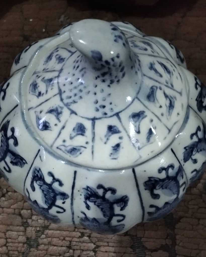 Labu porcelain