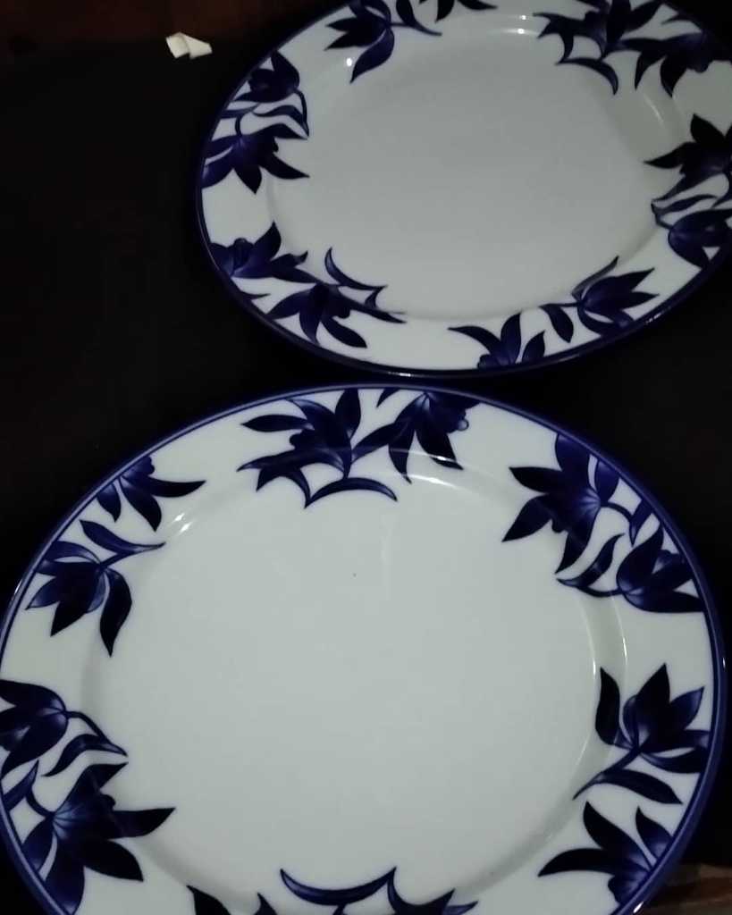 Piring Porcelain Vintage