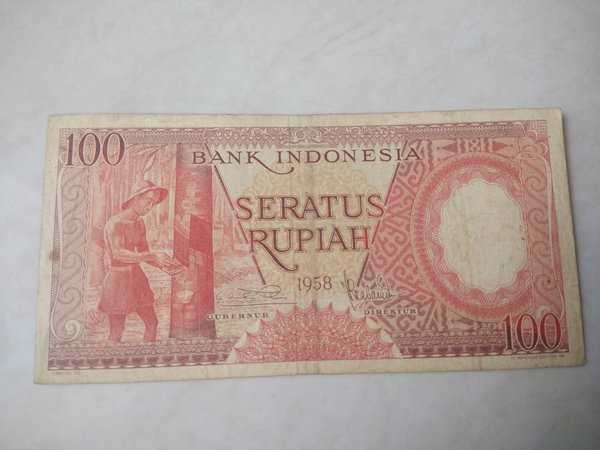 BL 2074 uang kuno 100 rupiah indonesia tahun 1958 bekas pakai sesuai foto