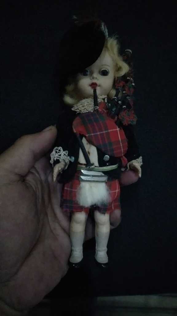 Patung Plastik Vintage