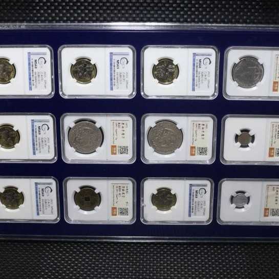 Kapsul akrilik bening 12 slab NGC transparan 260 x 380 x 18 mm