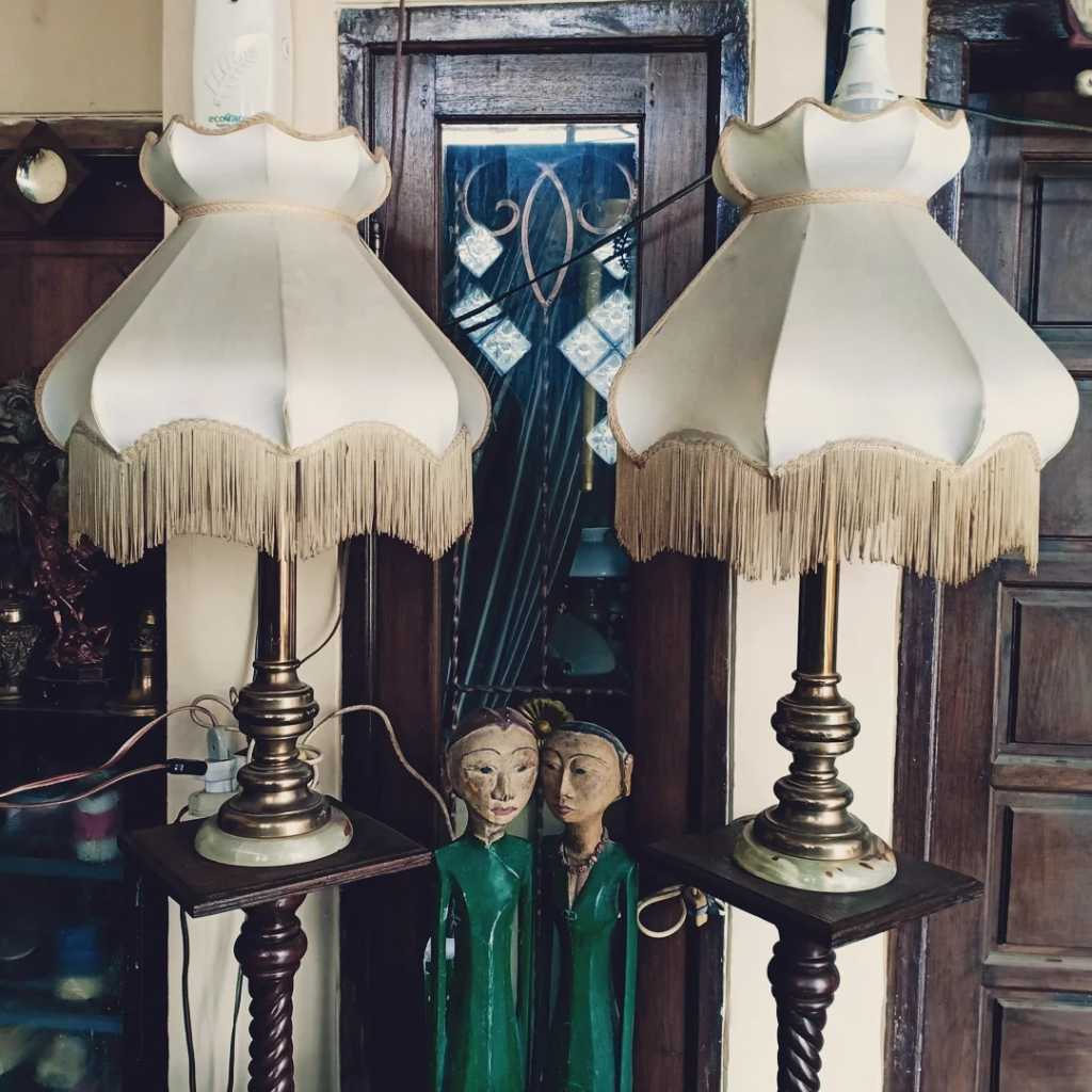 lampu meja Italy vintage
