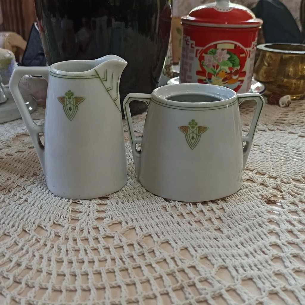 Tempat cream dan gula