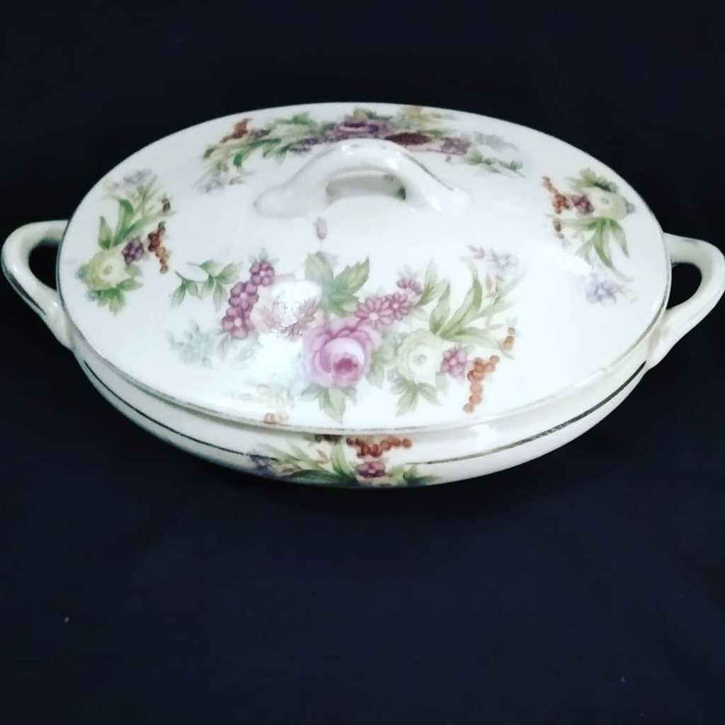 Turen Porcelain Vintage