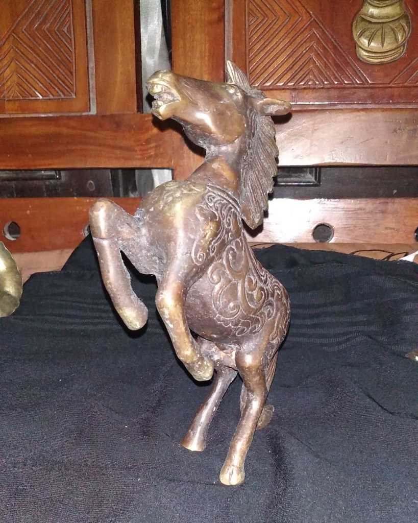 Patung Kuda Bahan Kuningan