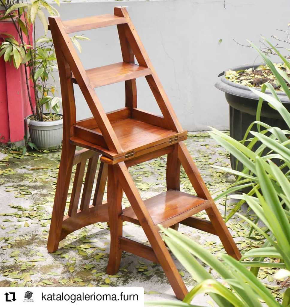 Tangga lipat bisa buat kursi