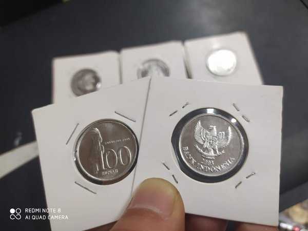 A2527 Per 1 keping 100 Rupiah Tahun 2003 UNC mulus