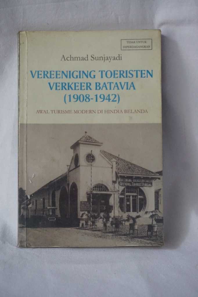 Buku vereeniging toeristen verkeer batavia 1908  1942