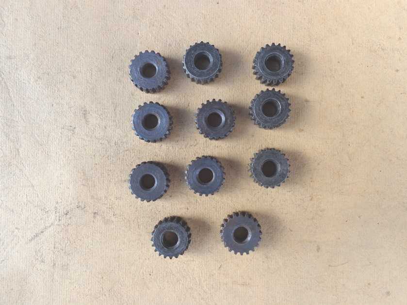 RODA GIGI /PLANET PINION - TROMOL PERSENELING STURMEY ARCHER