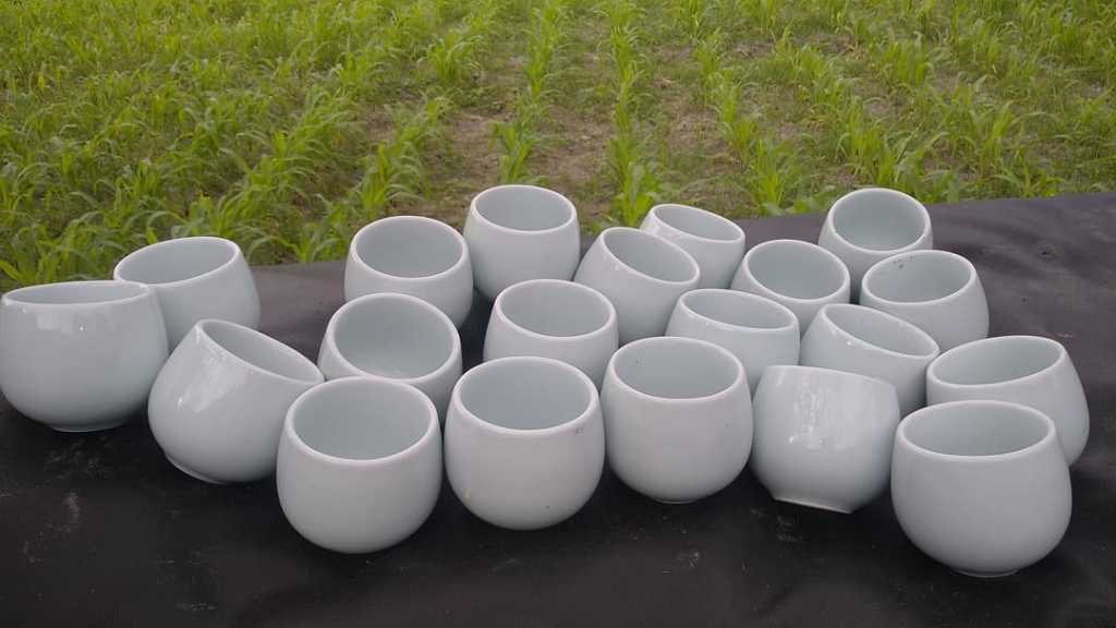 Cucing Porcelain Vintage