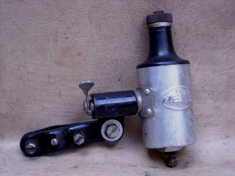 DYNAMO HELLA - Model Botol - Germany (690 –DINAMO)