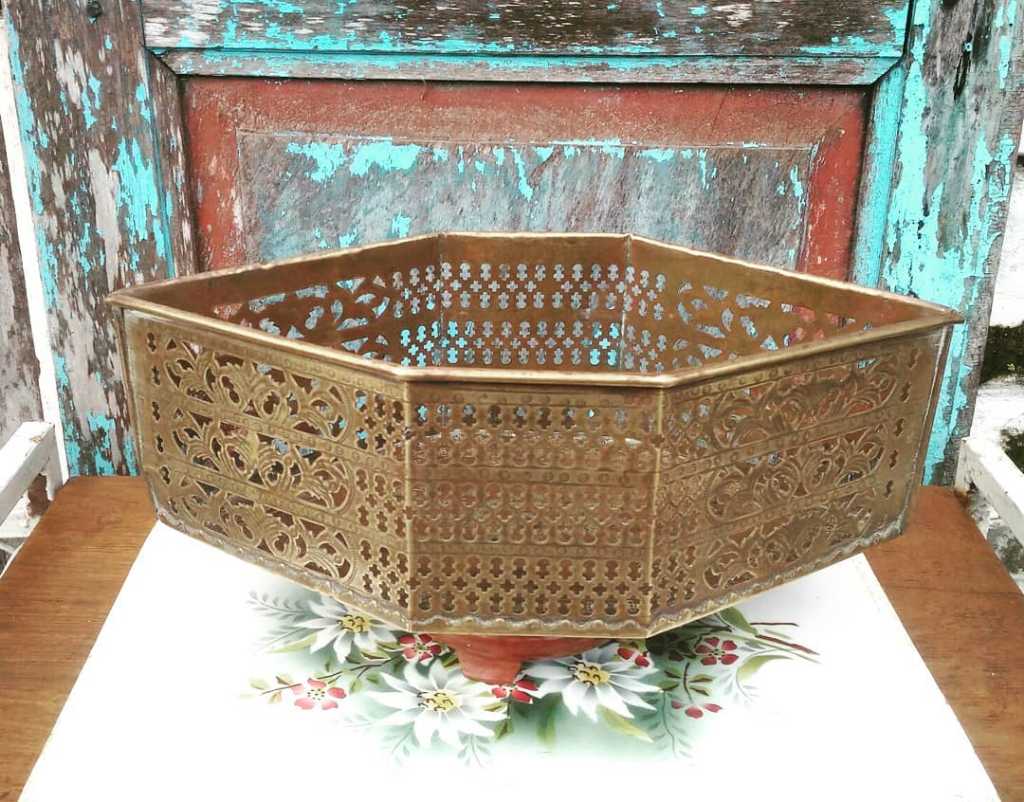 Kotak Tempat sirih Melayu