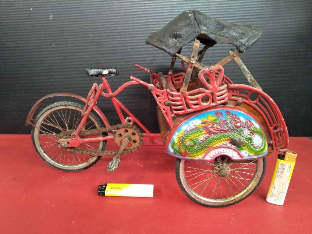 Miniatur Becak