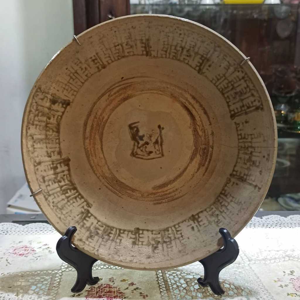 Piring Keramik Antik China
