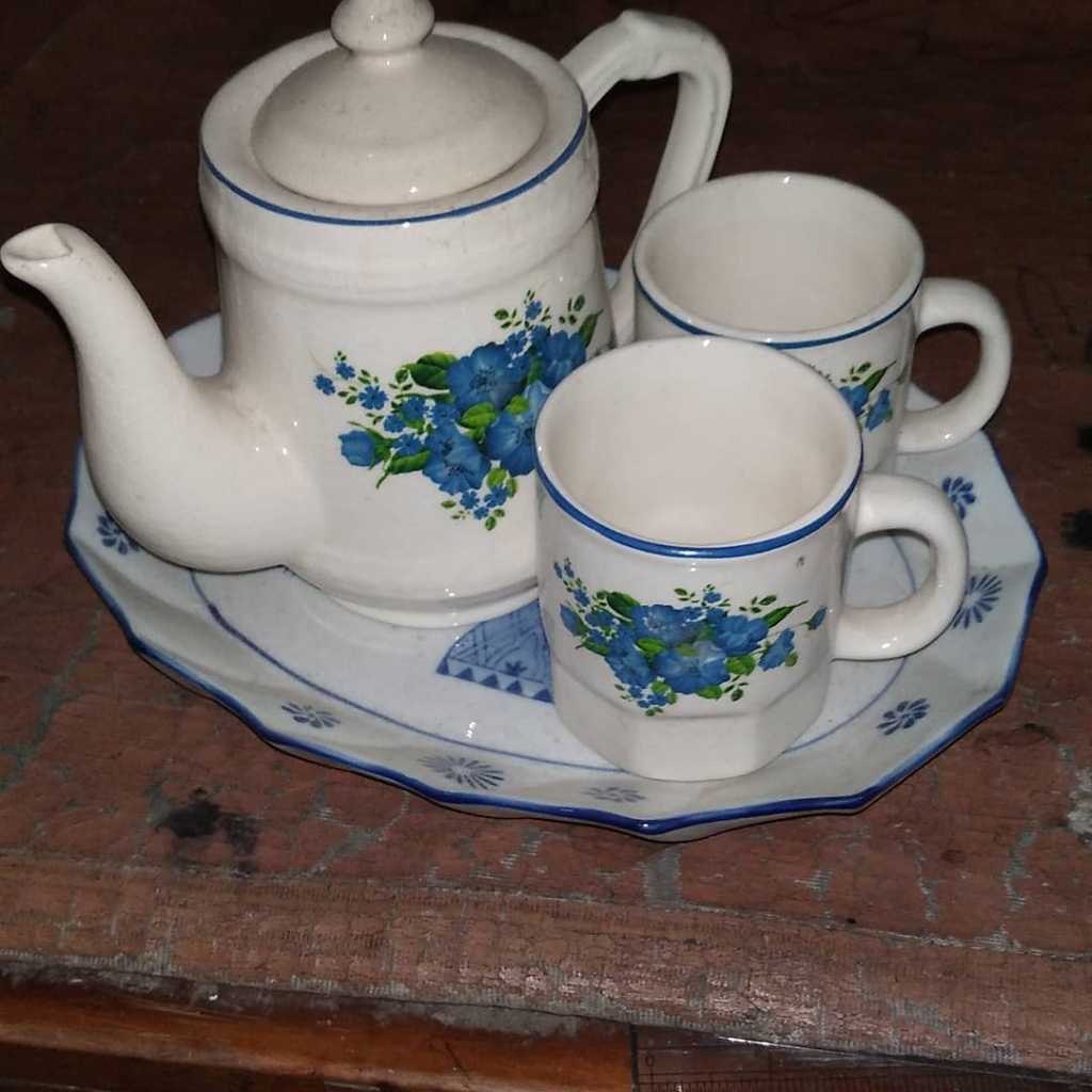 Cangkir Porcelain Jepang Vintage