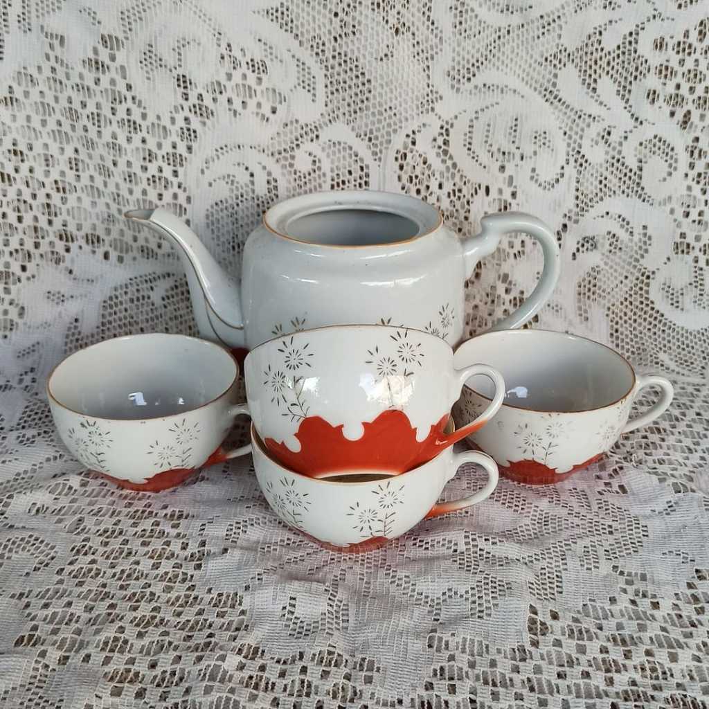 Piranti Teaset